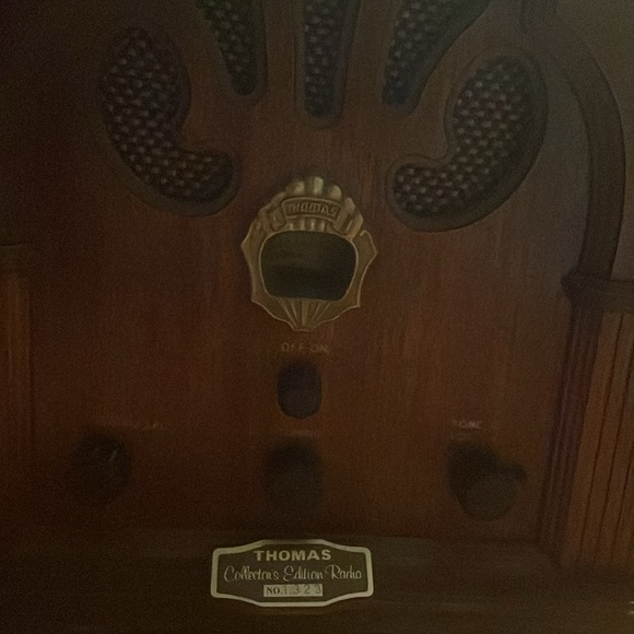 Electronic radio that works wondrously! More photos posted - Picture 3 of 8